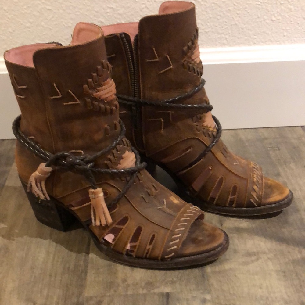 Miss Macie Boots Inspired Collection - Singing Brook